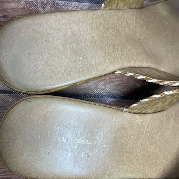 Mila Paoli Woven Straw Slip On Sandal With Cork
Platform size 8 - Picture 5 of 9